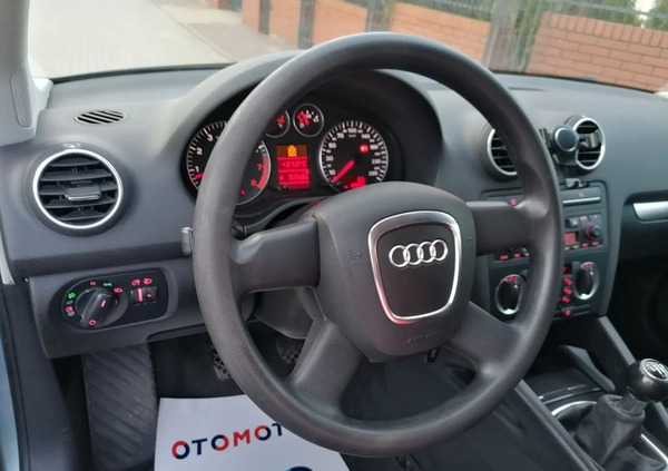 Audi A3 cena 18500 przebieg: 169398, rok produkcji 2006 z Janowiec Wielkopolski małe 529